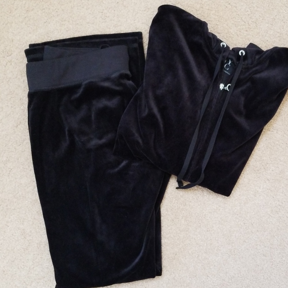 NY&Co Velour sweatsuit